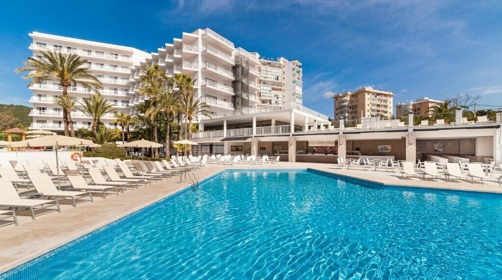 Globales Palmanova 4* қонақ үйі