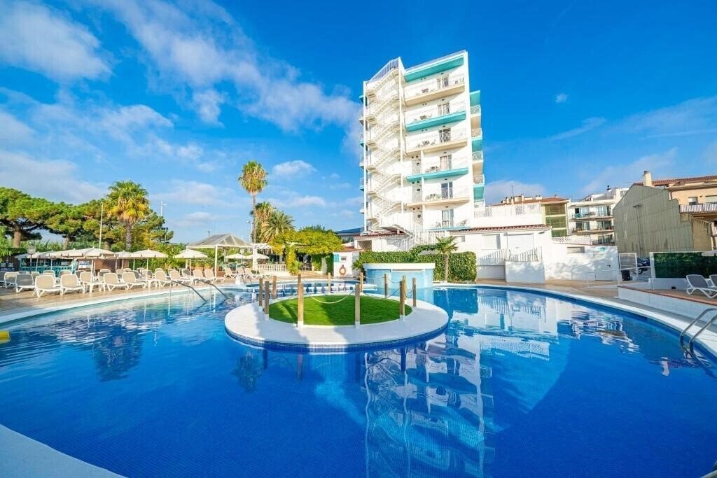 Bamblue Boutique Apartments 3* қонақ үйі