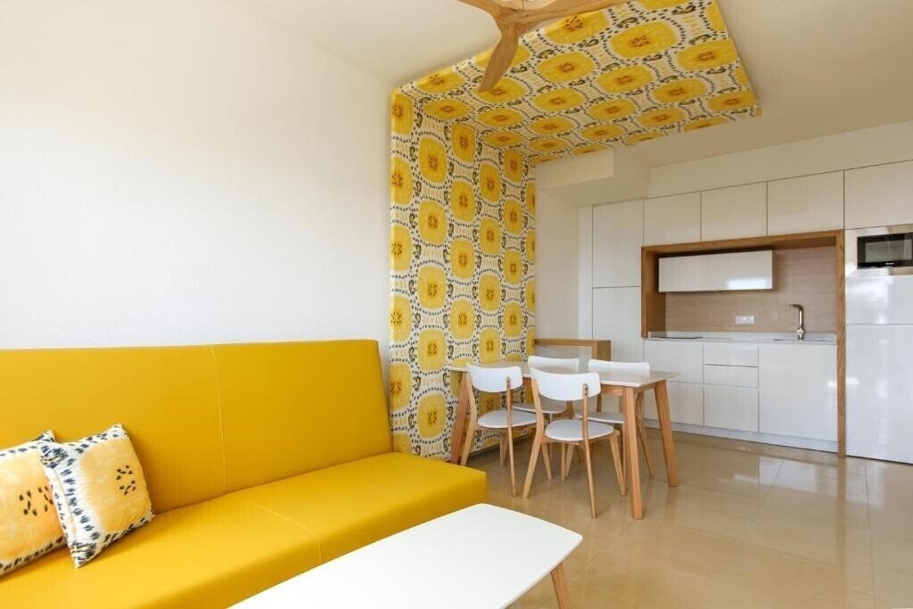 Africana 2* суреті