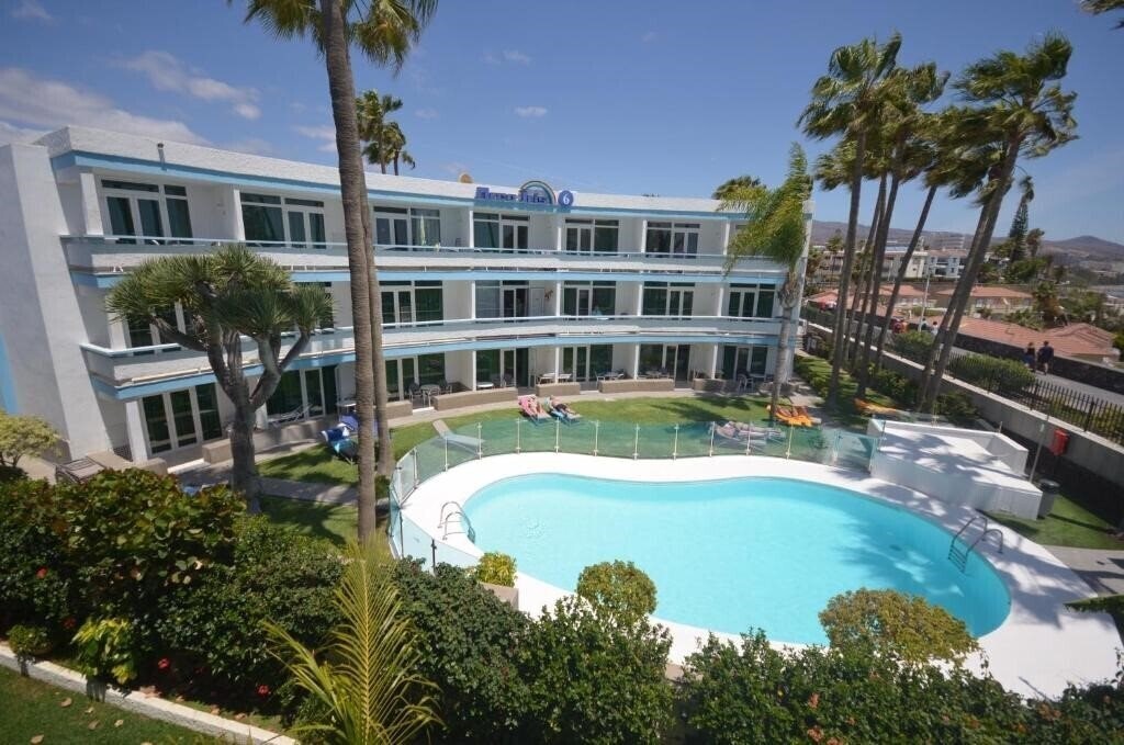 Apartamentos Arco Iris 2* суреті