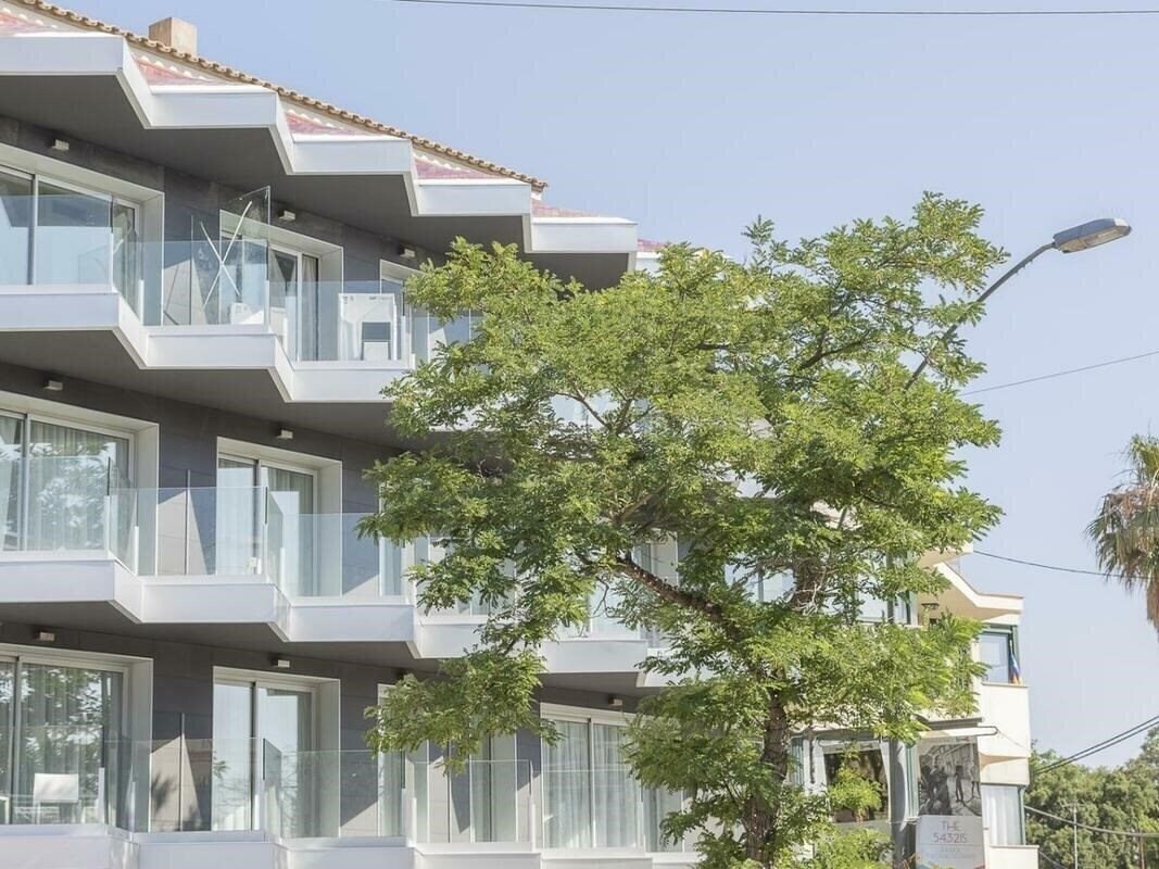 Отель Kalma Daro Apartments 3*