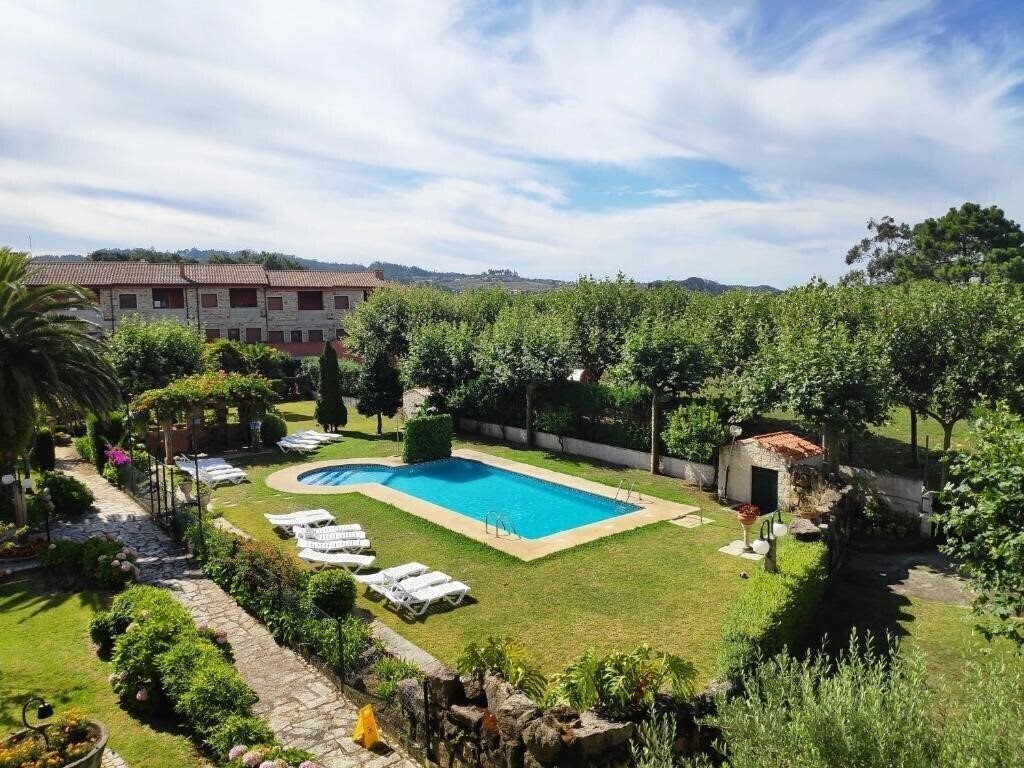 Изображение Apartamentos Playa De La Lanzada 3000 3*