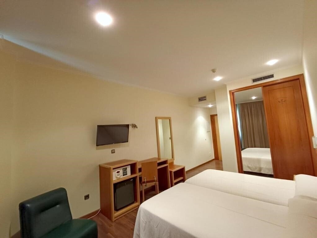 Hotel Galaico Sanxenxo 2* фотосуреті