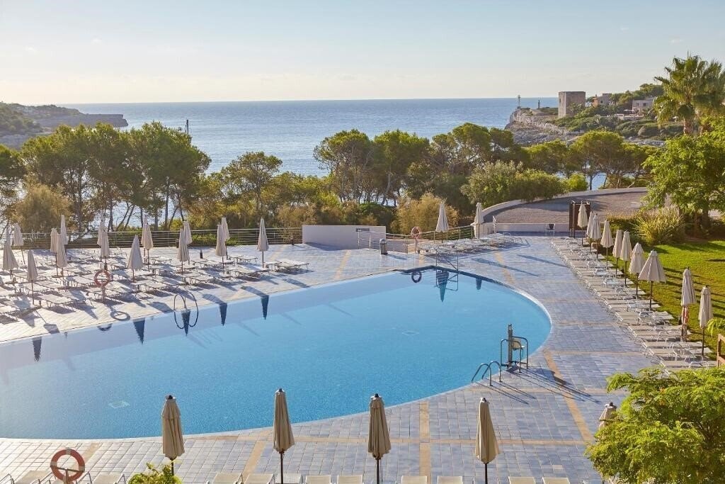 Blau Porto Petro Beach Resort & SPA 4* суреті