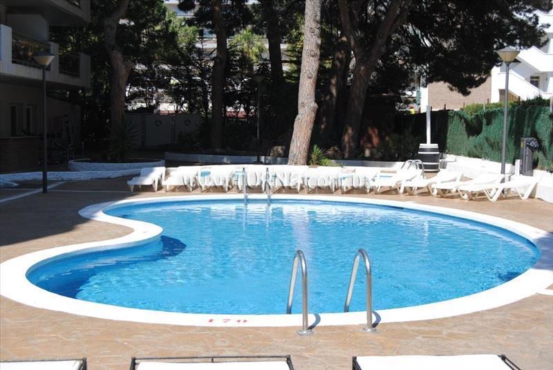 Отель Mediterranean Suites 3*