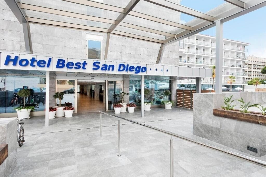 Фото Best San Diego 4*