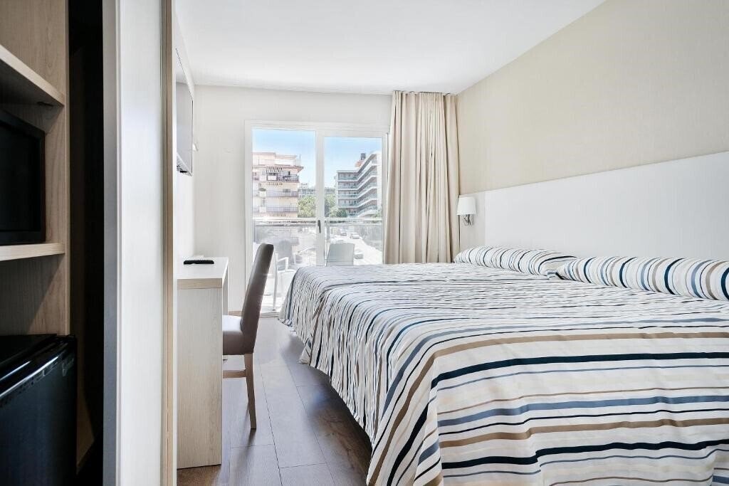 Best San Diego 4* суреті