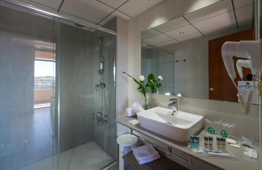 Картинка 4R Gran Hotel Regina 4*