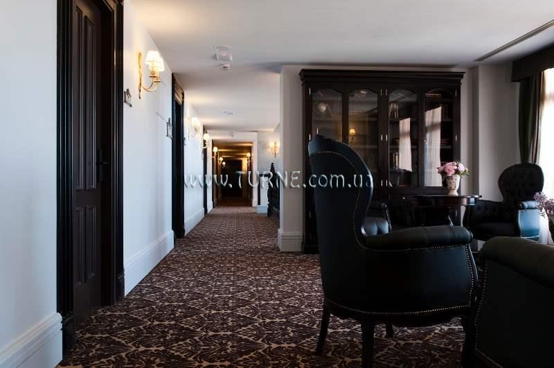 Lucy's Mansion 5* фотосуреті