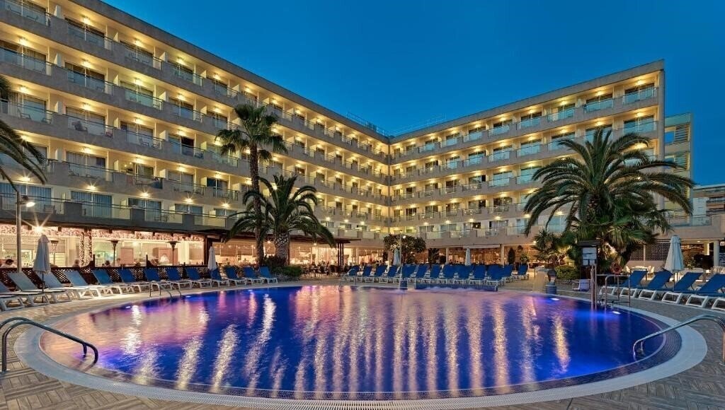 Отель H10 Vintage Salou 4*