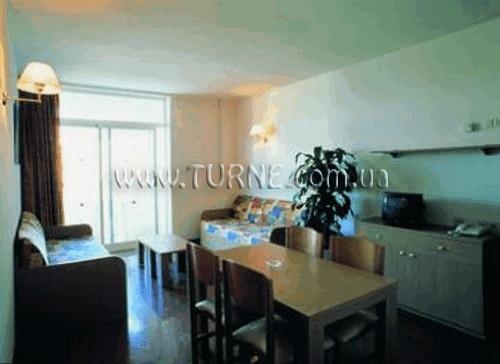 Aparthotel CYE Holiday Centre 3* фотосуреті