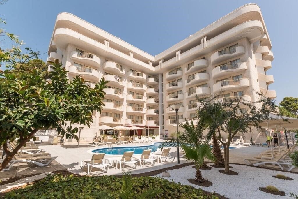 Hotel Salou Beach 3* суреті