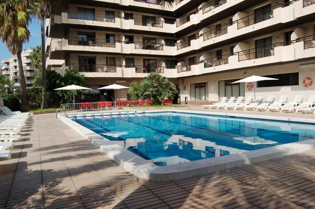 Фотография Apartaments Cye Salou 3*