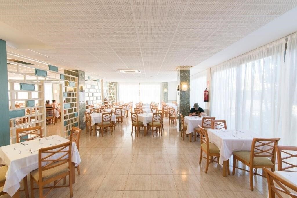 Azuline S'Anfora & Fleming 2* суреті