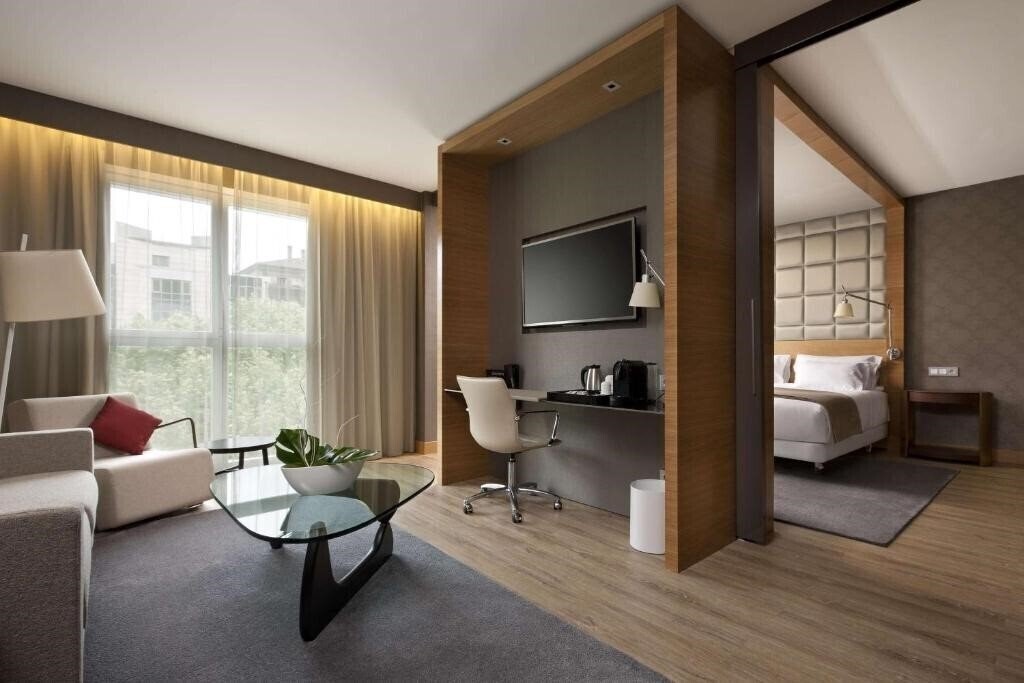 Отель Nh San Sebastian Aranzazu 4*