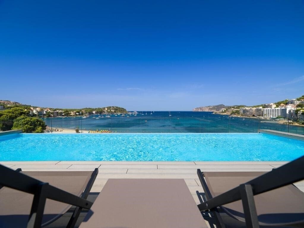 Отель H10 Playas De Mallorca 4*