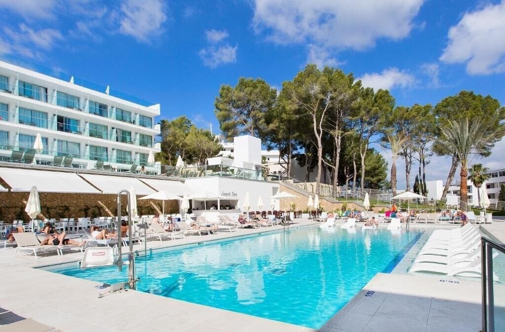 Фотография Reverence Life Hotel (Adults Only +16 Y.O.) (ex. Senses Santa Ponsa) 4*