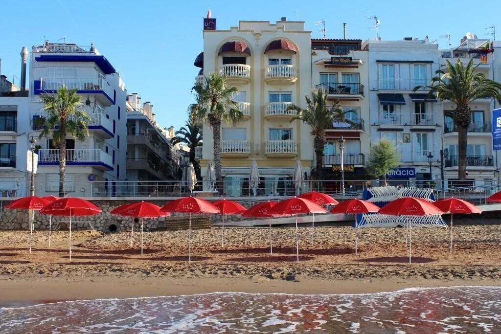Отель URH Sitges Playa 4*