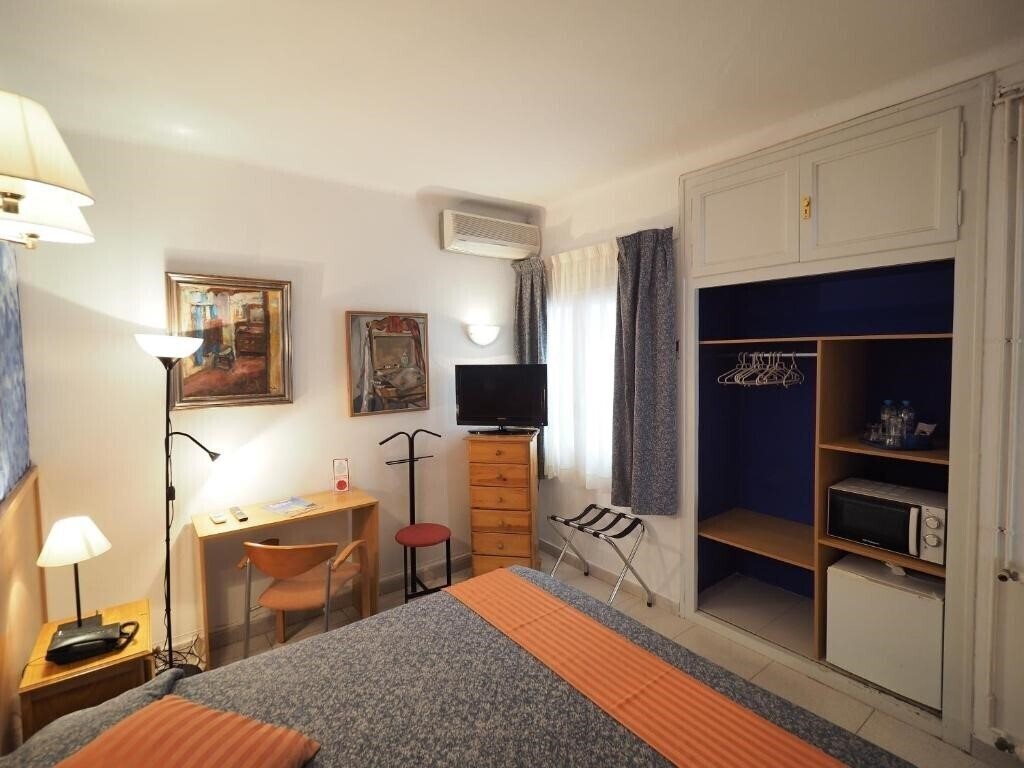 Изображение Hotel Montserrat 2*