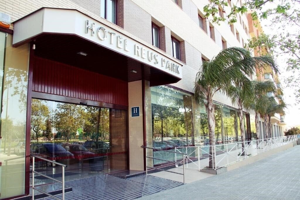 Hotel Reus Park 3* қонақ үйі