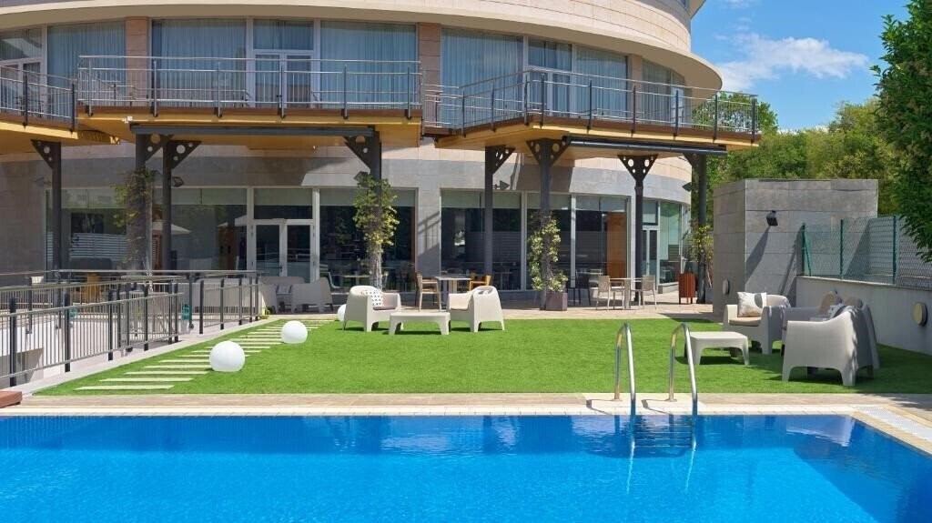 Ponient Vila Centric by PortAventura World (ex. Aparthotel Atenea Aventura Vila Seca, Mercure Atenea Aventura Vila Seca) 4* фотосуреті