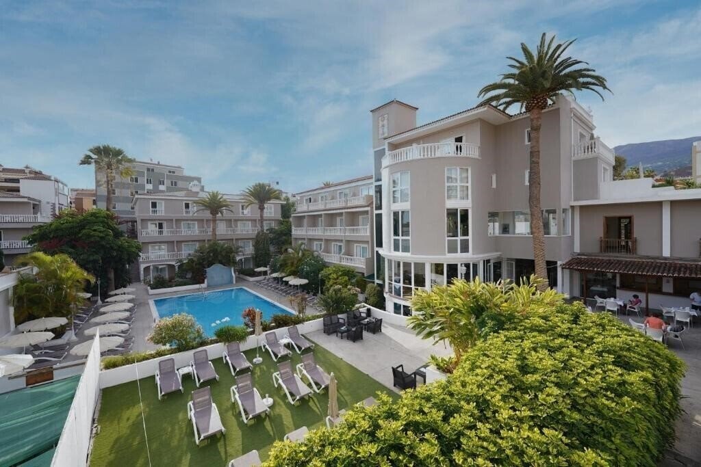 San Borondon 3* қонақ үйі