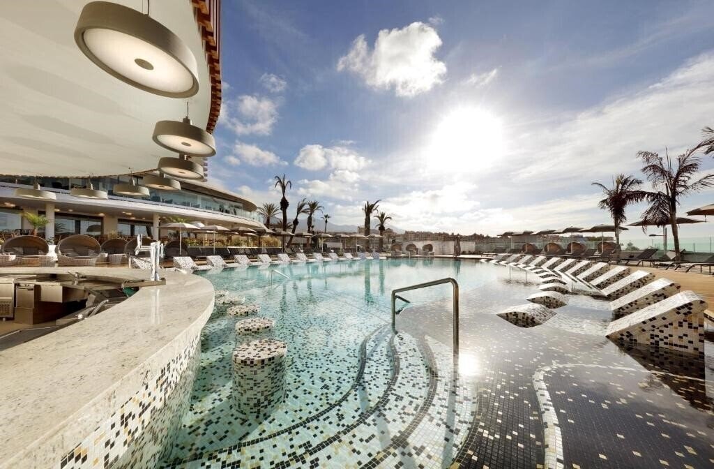 Hard Rock Hotel Tenerife 5* қонақ үйі