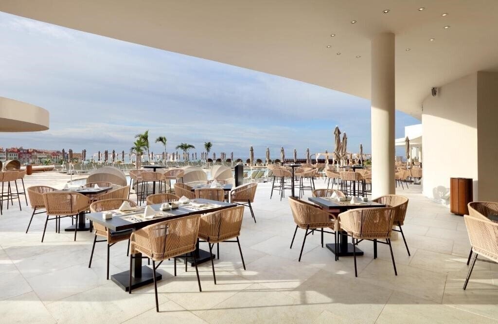 Hard Rock Hotel Tenerife 5* фотосуреті