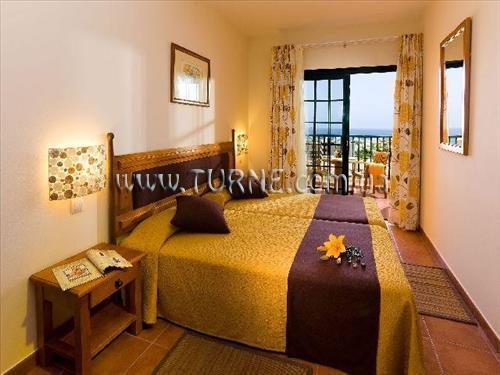 Фото Hotel A. Isabel 4*