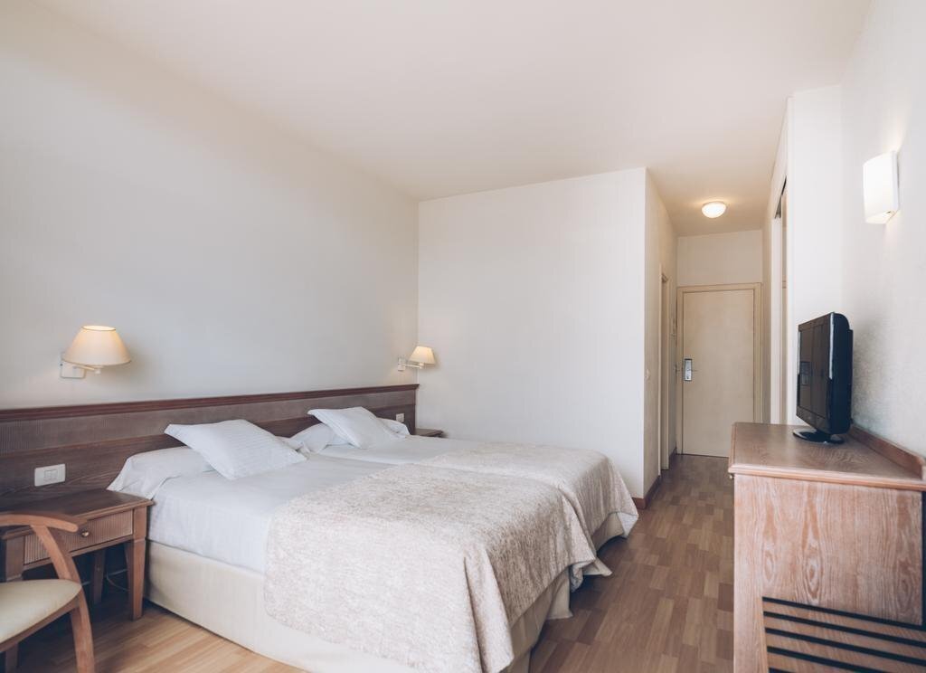 Iberostar Waves Las Dalias 4* фотосуреті