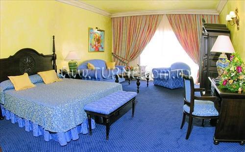 Europe Villa Cortes 5* қонақ үйі