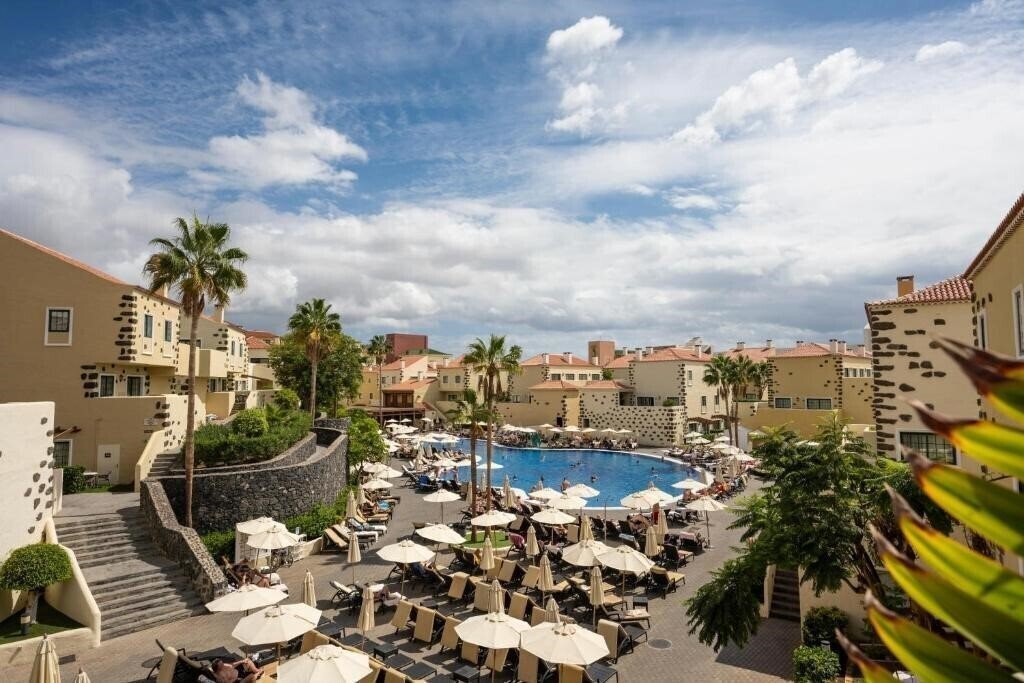 Isabel Family 4* суреті