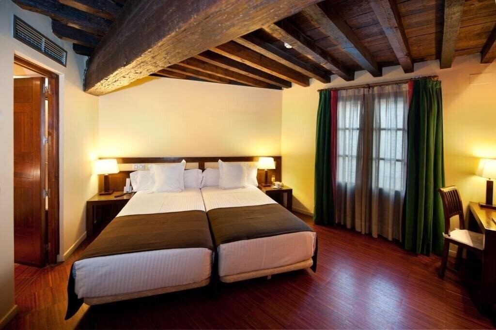 Abad Toledo 3* суреті
