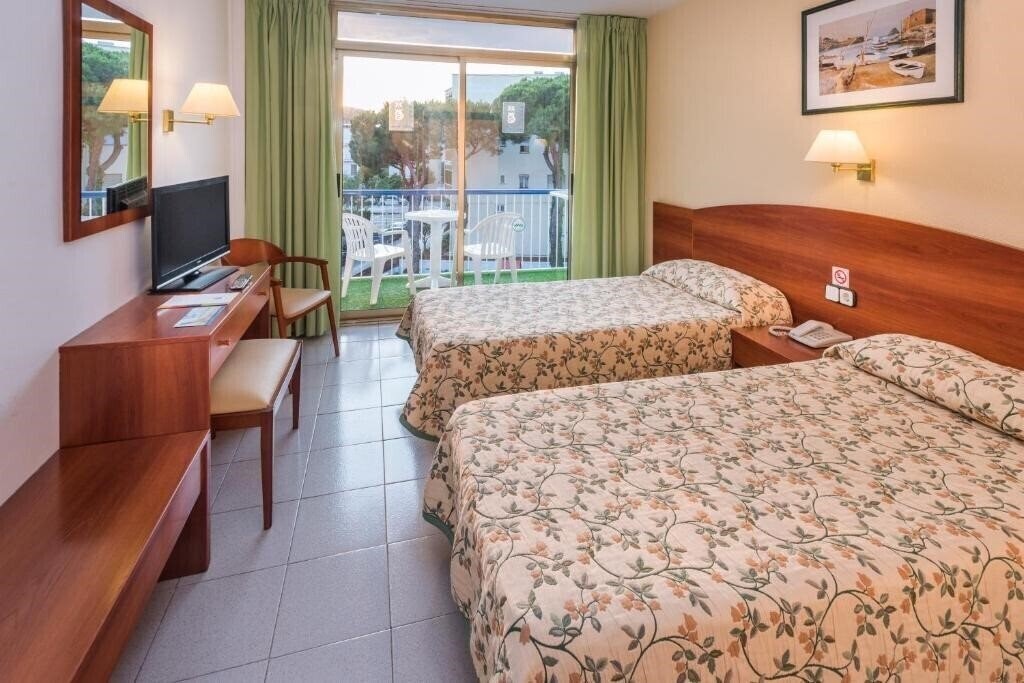 Фото GHT Costa Brava & SPA 3*