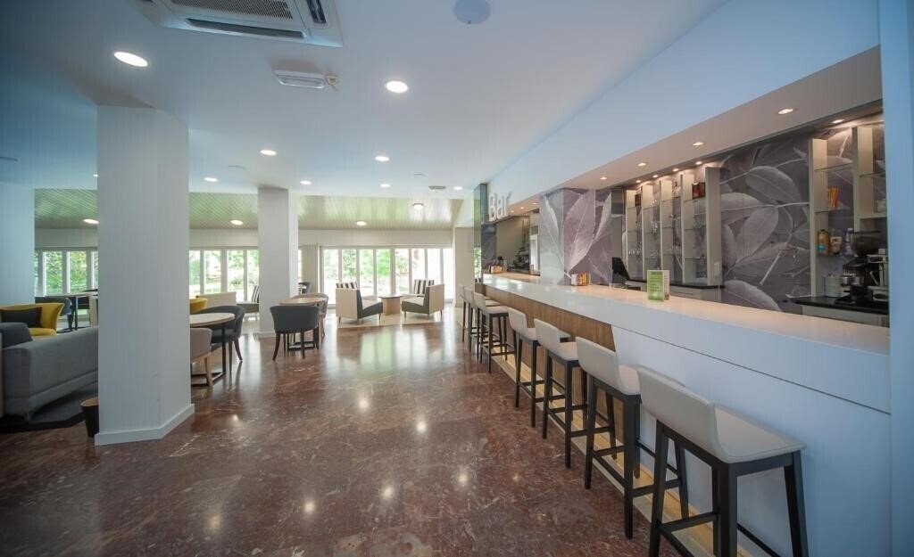 Изображение Gran Hotel De Jaca 3*