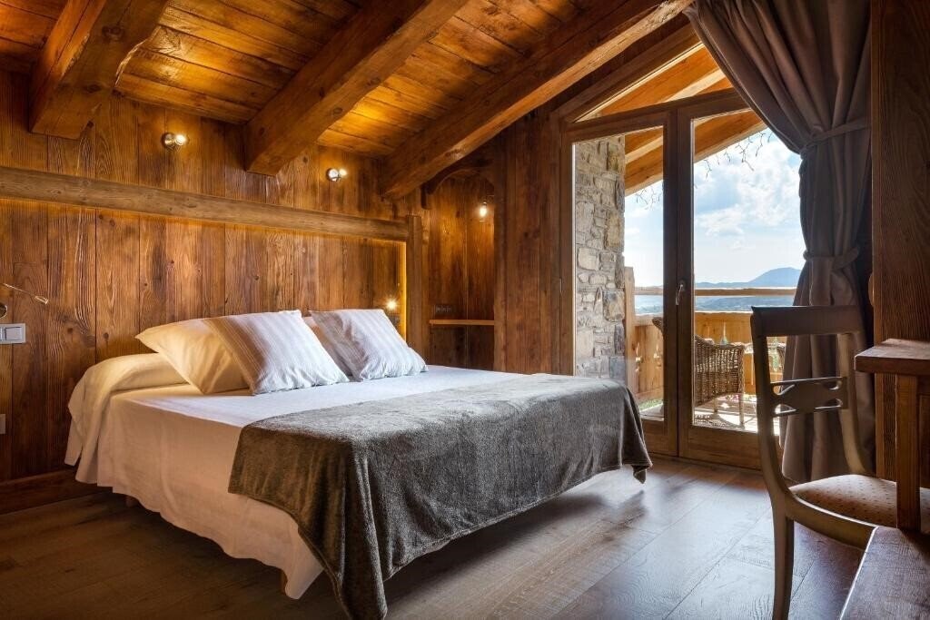 Изображение Hotel Vinas De Larrede 4*