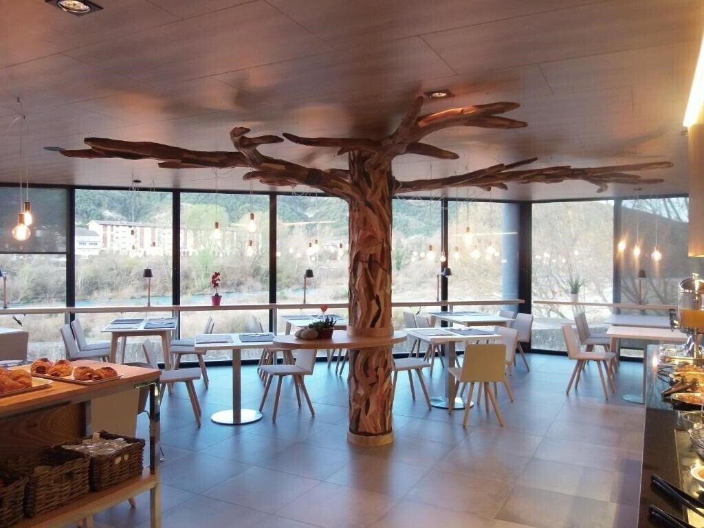 Sanchez (ex. Fonda Sanchez	) 3* фотосуреті