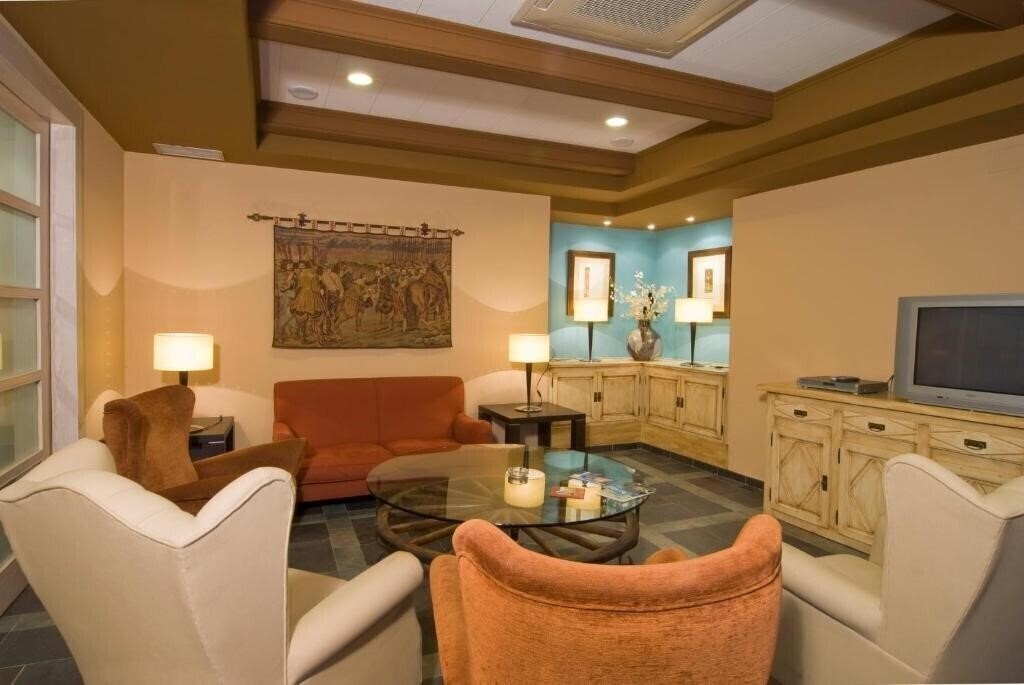 Sanchez (ex. Fonda Sanchez	) 3* суреті