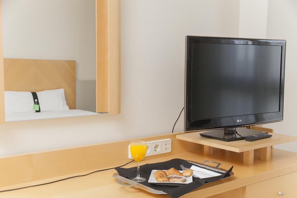 Alameda Plaza 4* фотосуреті