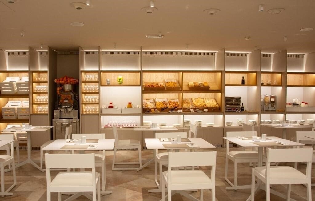 SH Valencia Palace (ex. Melia Valencia Palace) 5* суреті