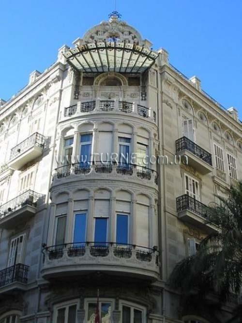 Отель Reina Victoria 4*