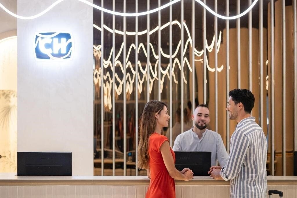 Cullera Holiday 4* суреті