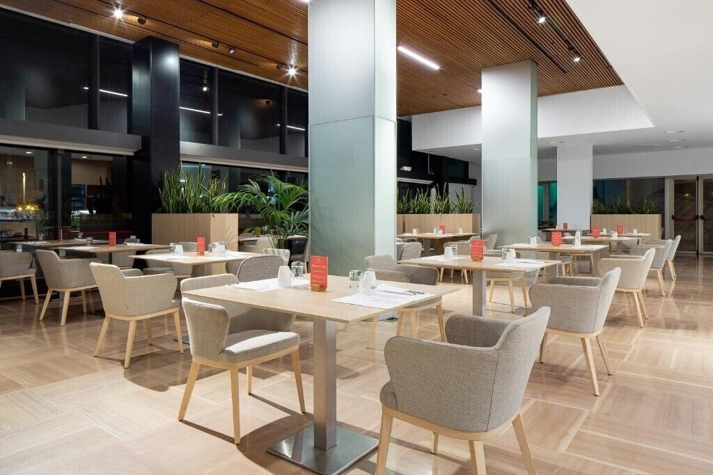 Фотография Barcelo Valencia 4*