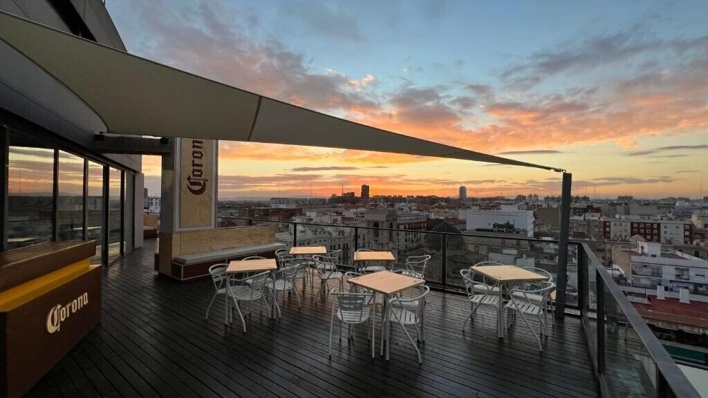 Atarazanas 4* суреті