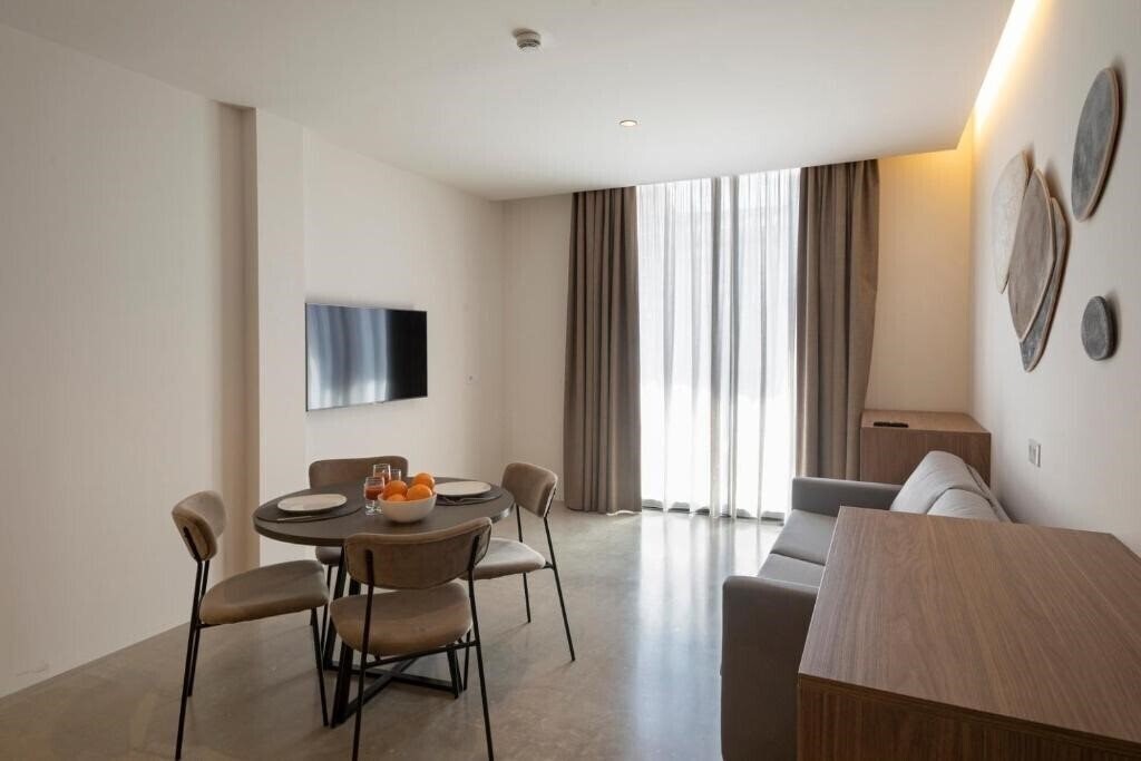 Фотография Dau Studios 3*