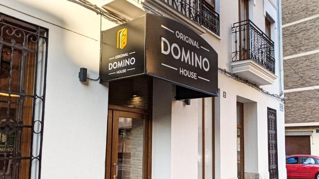 Original Domino House 3* қонақ үйі