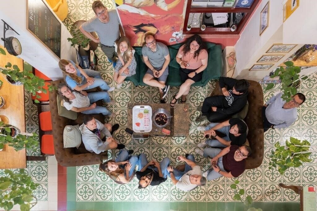 Отель Home Youth Hostel 2*