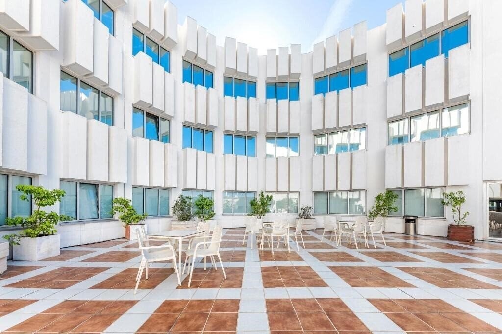 Изображение Port Azafata Valencia (ex. Tryp Valencia Azafata Hotel) 4*