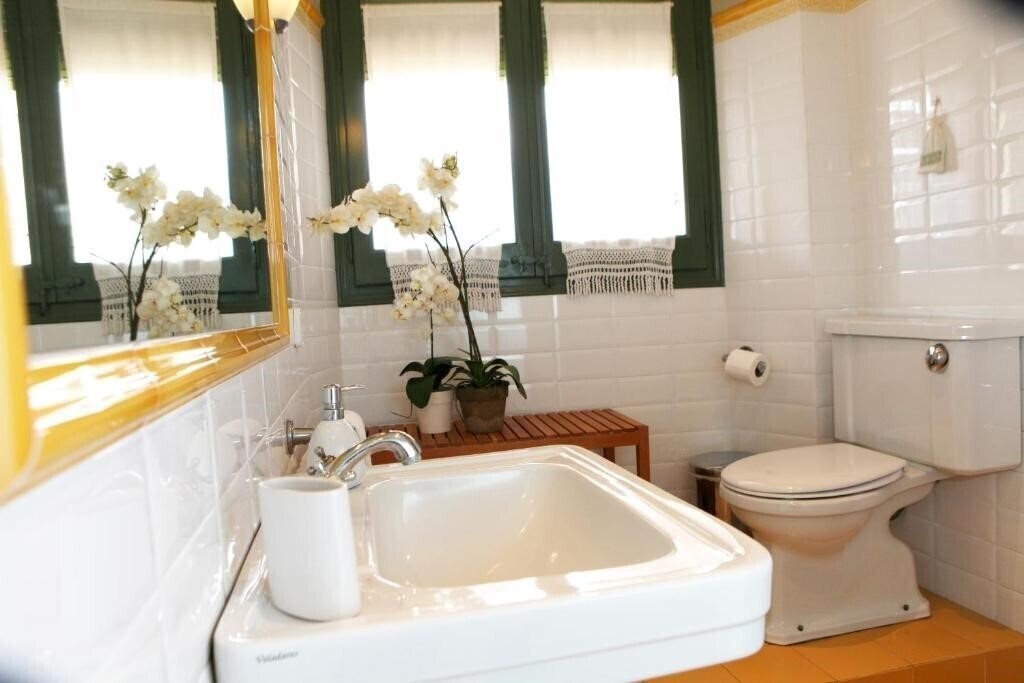 Картинка Hostalet Dels Indians 2*