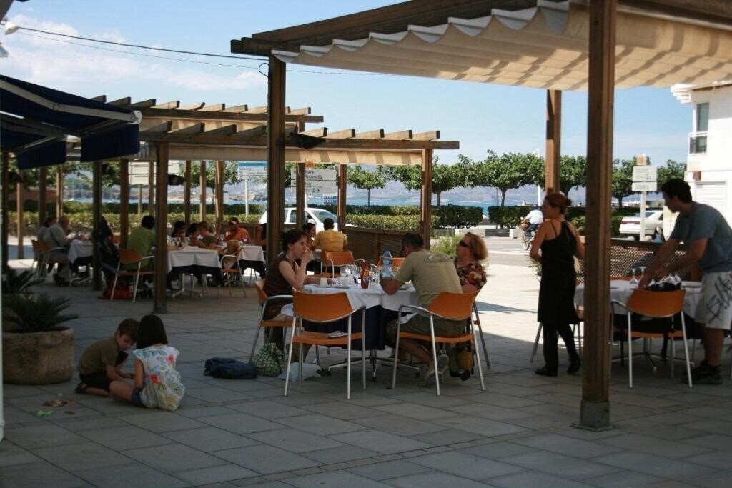 Фотография Cal Mariner 1*